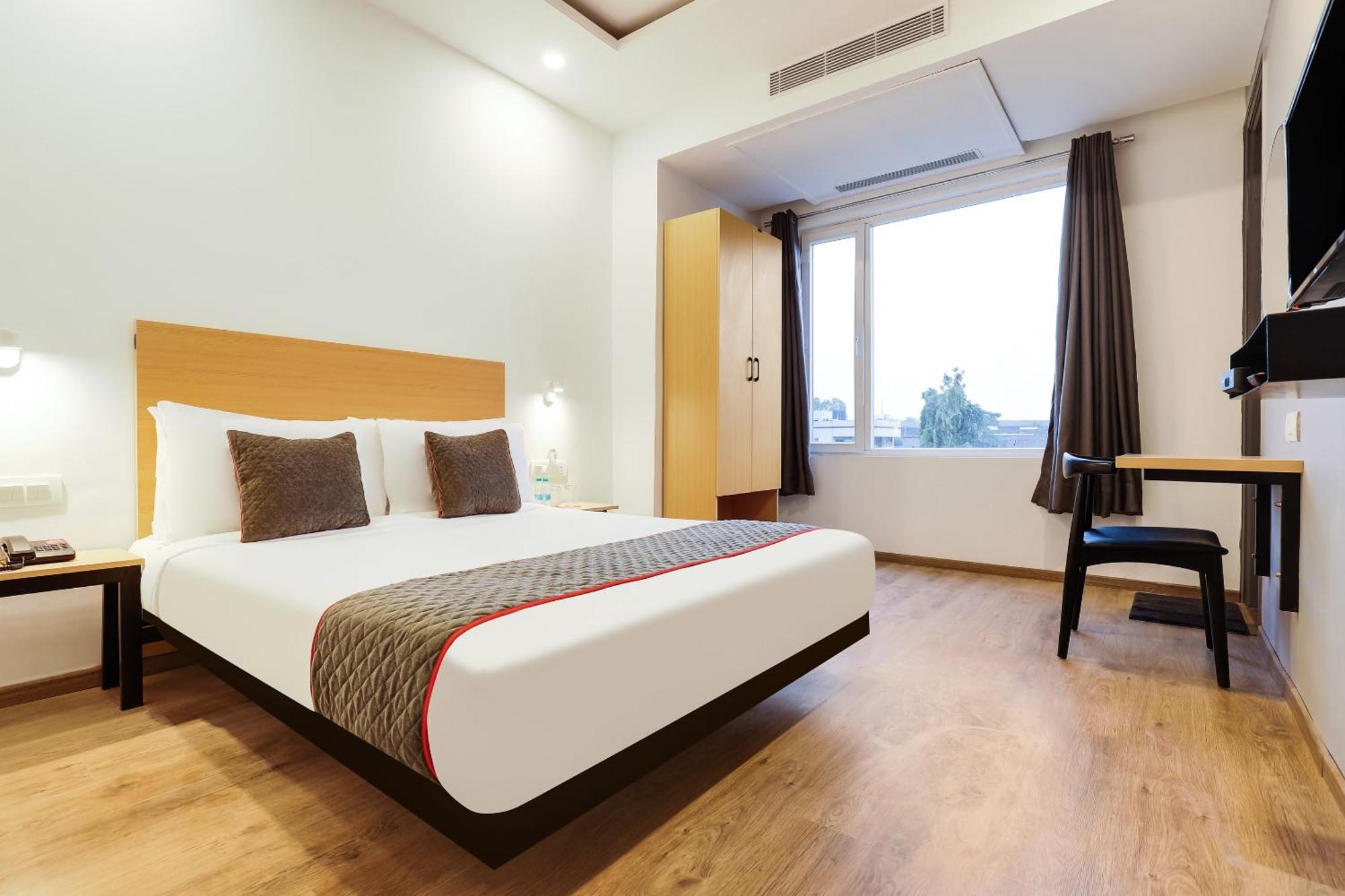 Super Townhouse Golden Avenue Road 4* Amritsar