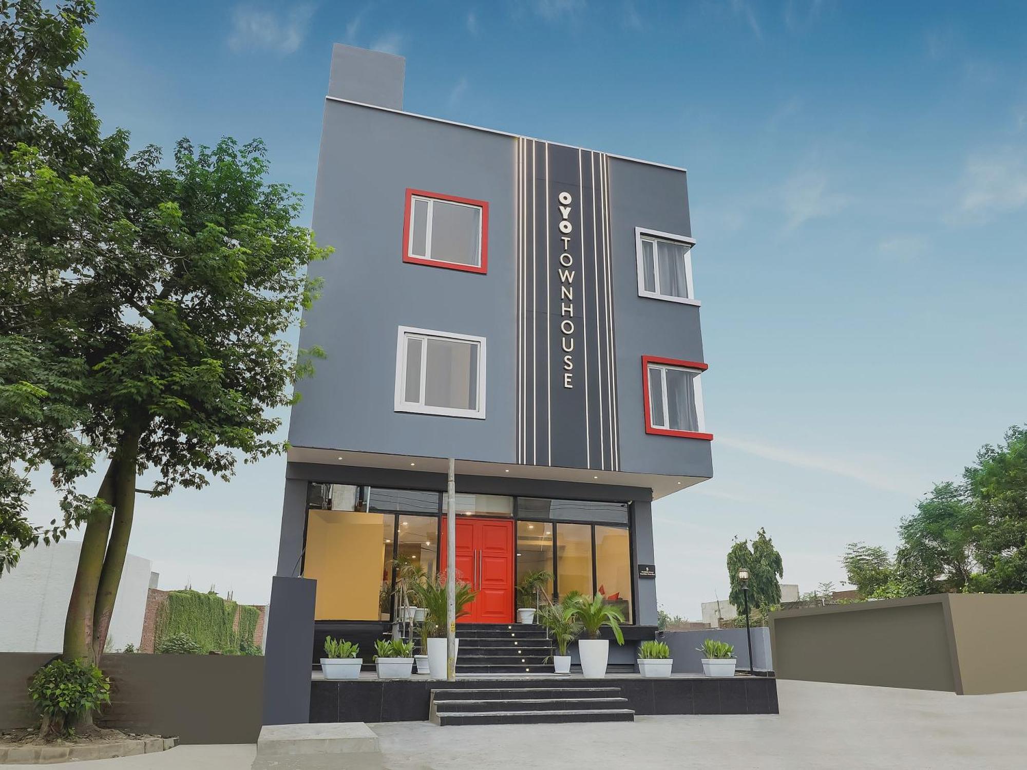 Super Townhouse Golden Avenue Road Hotel Amritsar