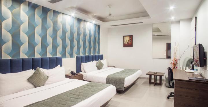 Narula's Aurrum Hotel 3*
