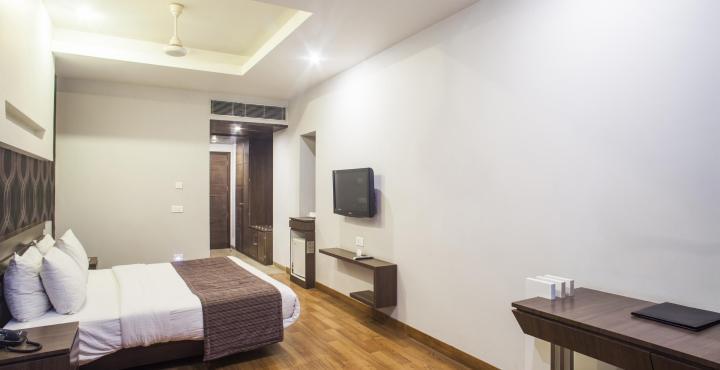 Narula's Aurrum Hotel 3*