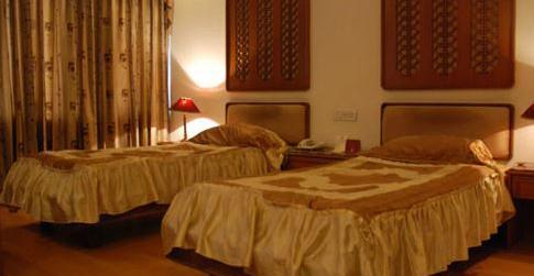 Kumar International 3*