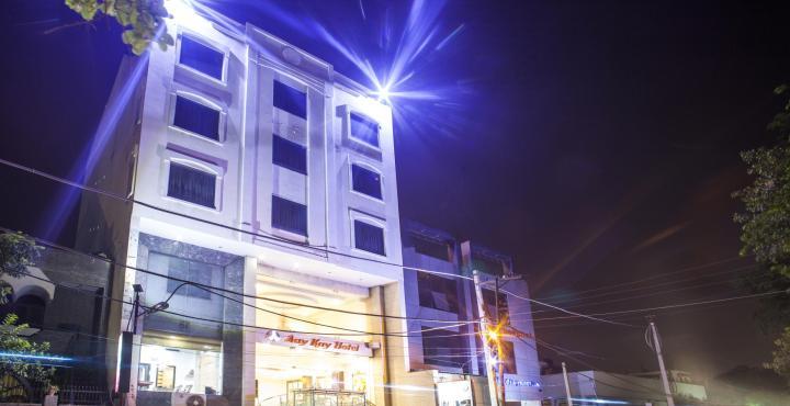 Fabhotel Aaykay Model Town Hotel Amritsar