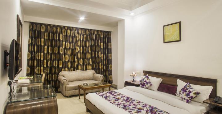 Hotel Fabhotel Aaykay Model Town 3*
