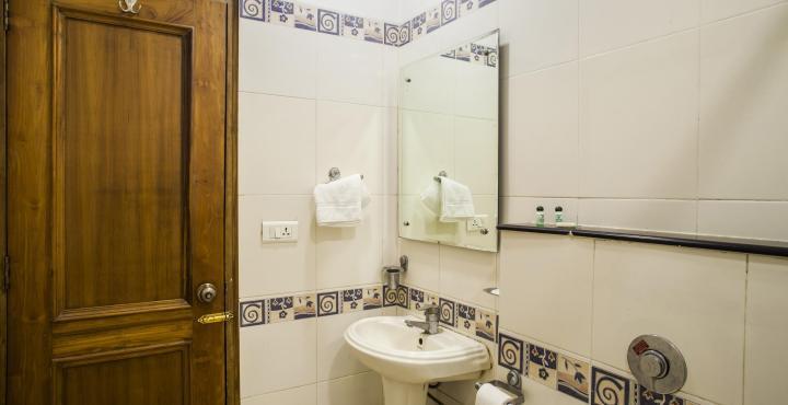 Hotel Fabhotel Aaykay Model Town 3*