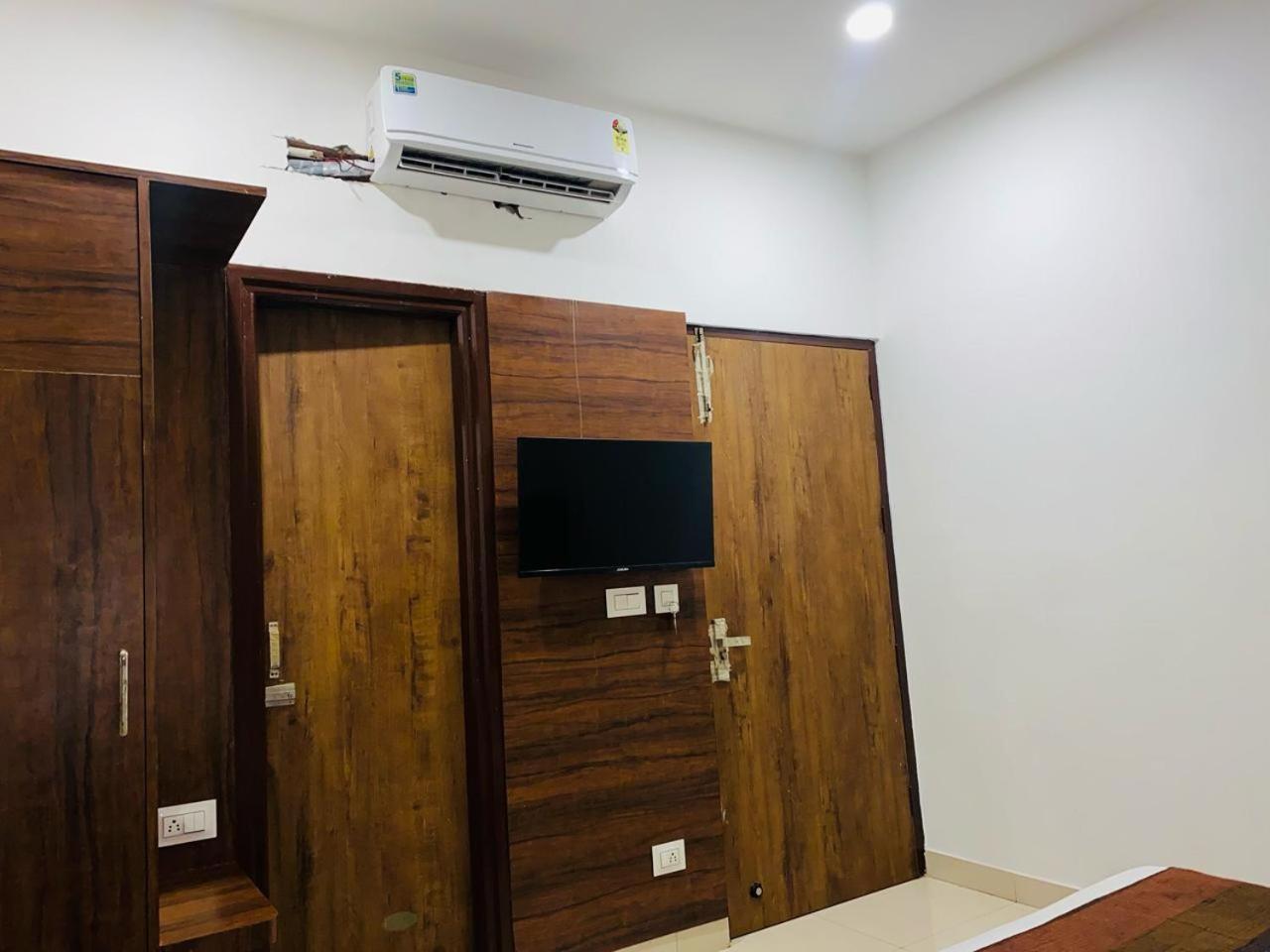 Hotel Jk Residency- 4 Min Walk From Golden Temple 3*