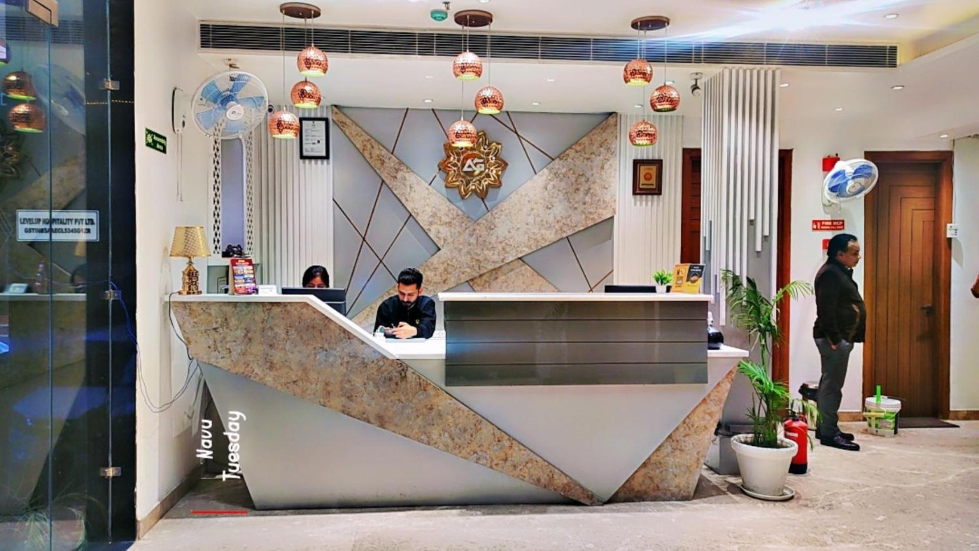 Aura Grand By Levelup Hotel