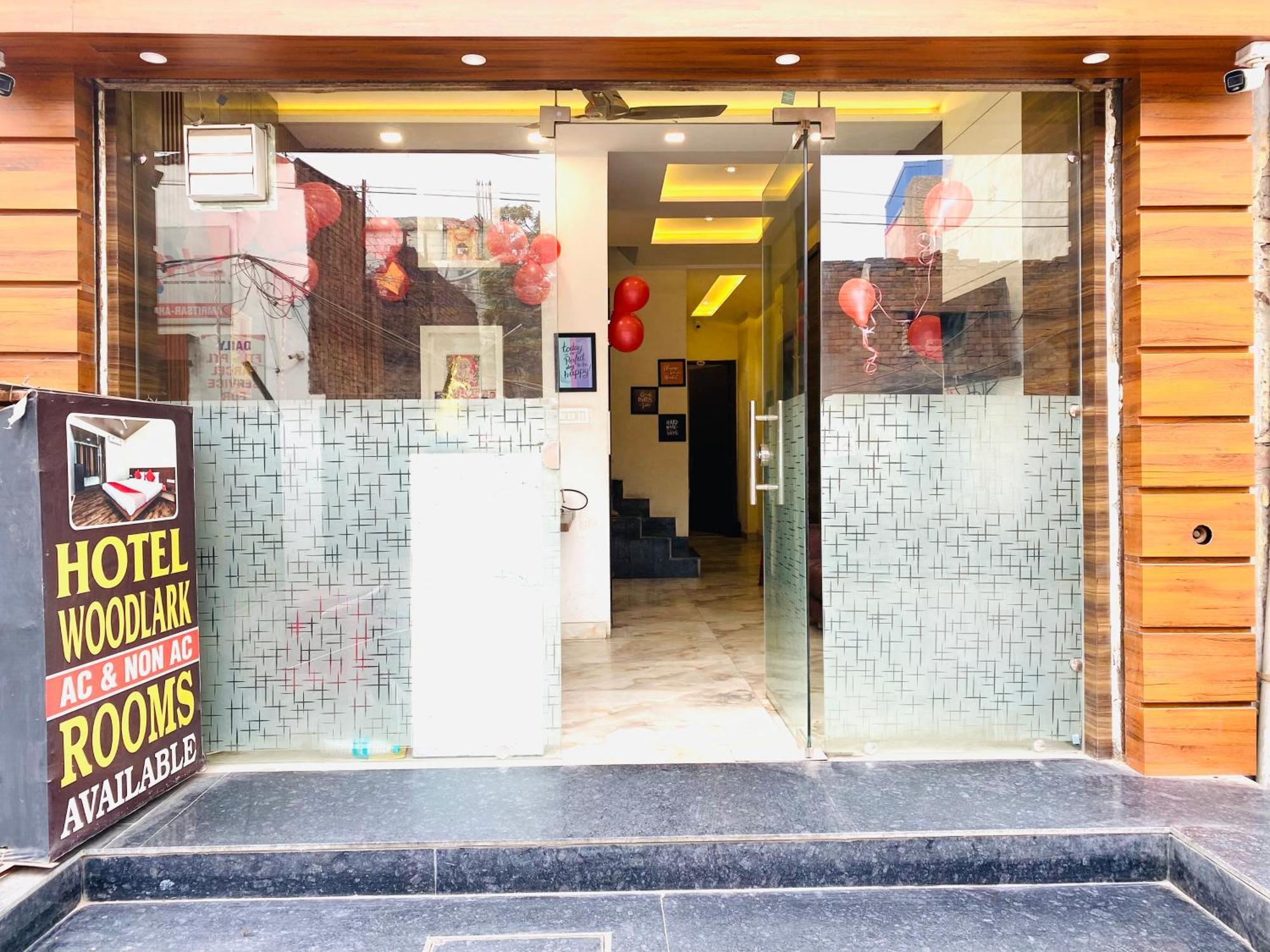 Woodlark - 2 Mins Walk From Golden Temple Hotel