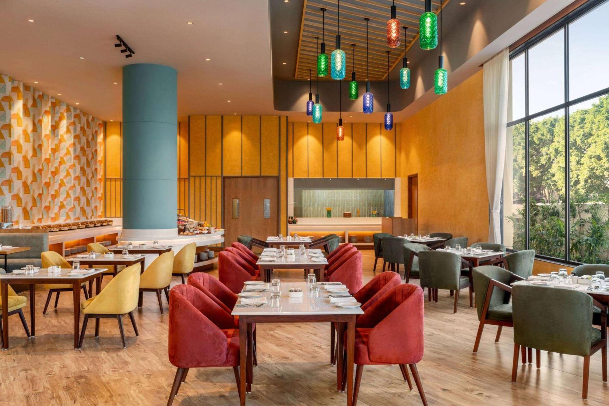 Ramada Encore By Wyndham Airport