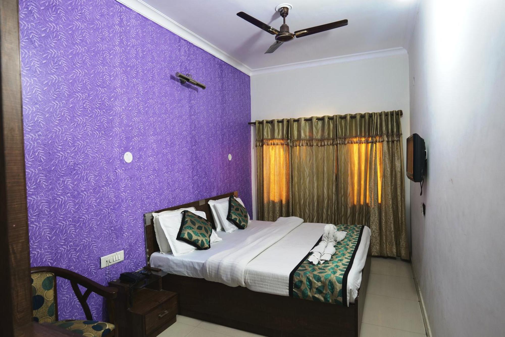 Hotel Comfort Amritsar
