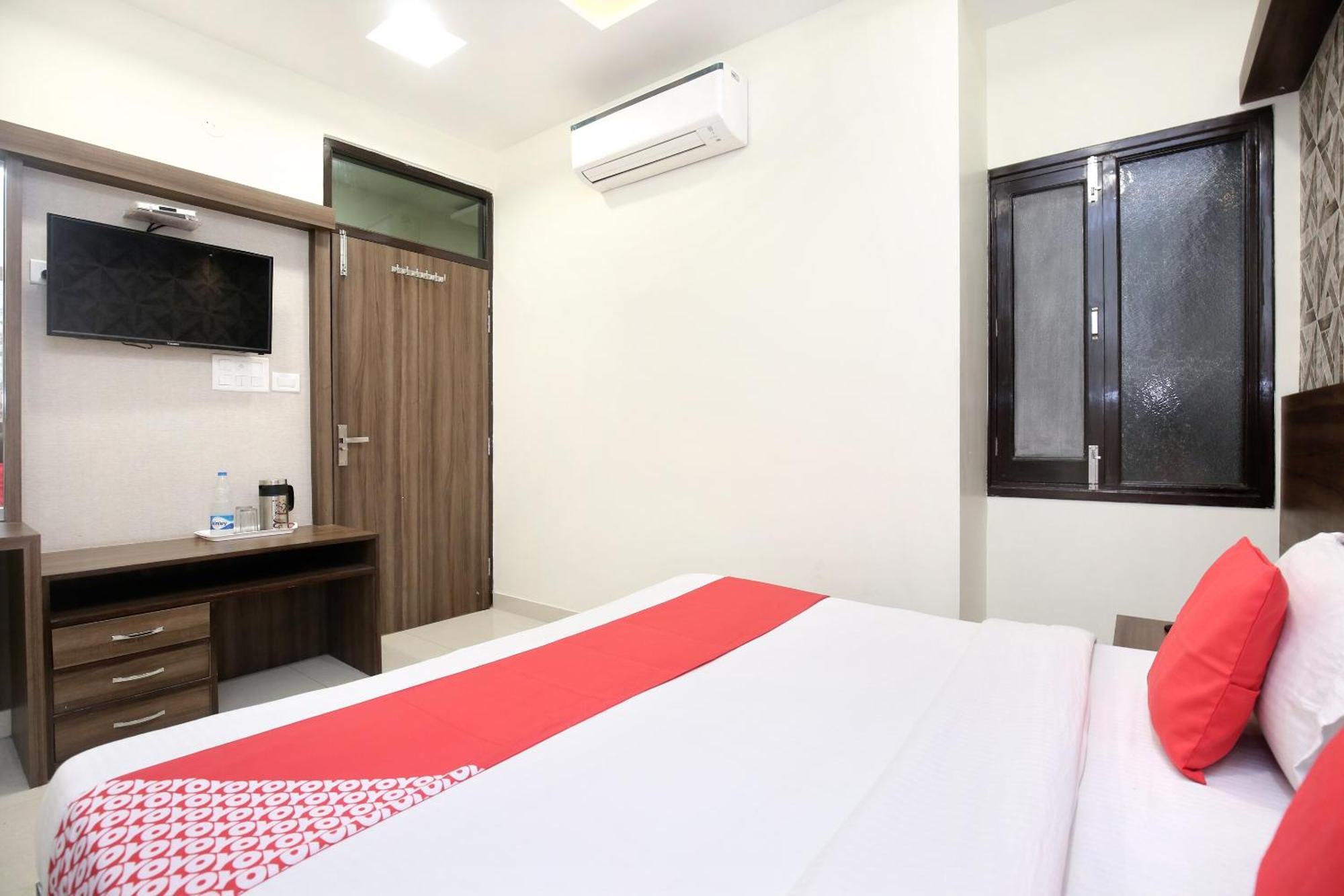 Oyo 17307 Kings Amritsar