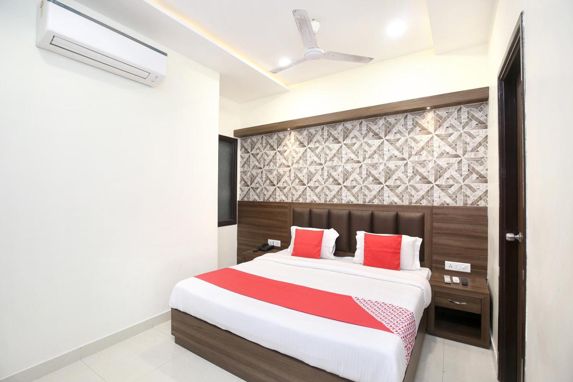 Hotel Oyo 17307 Kings 3*