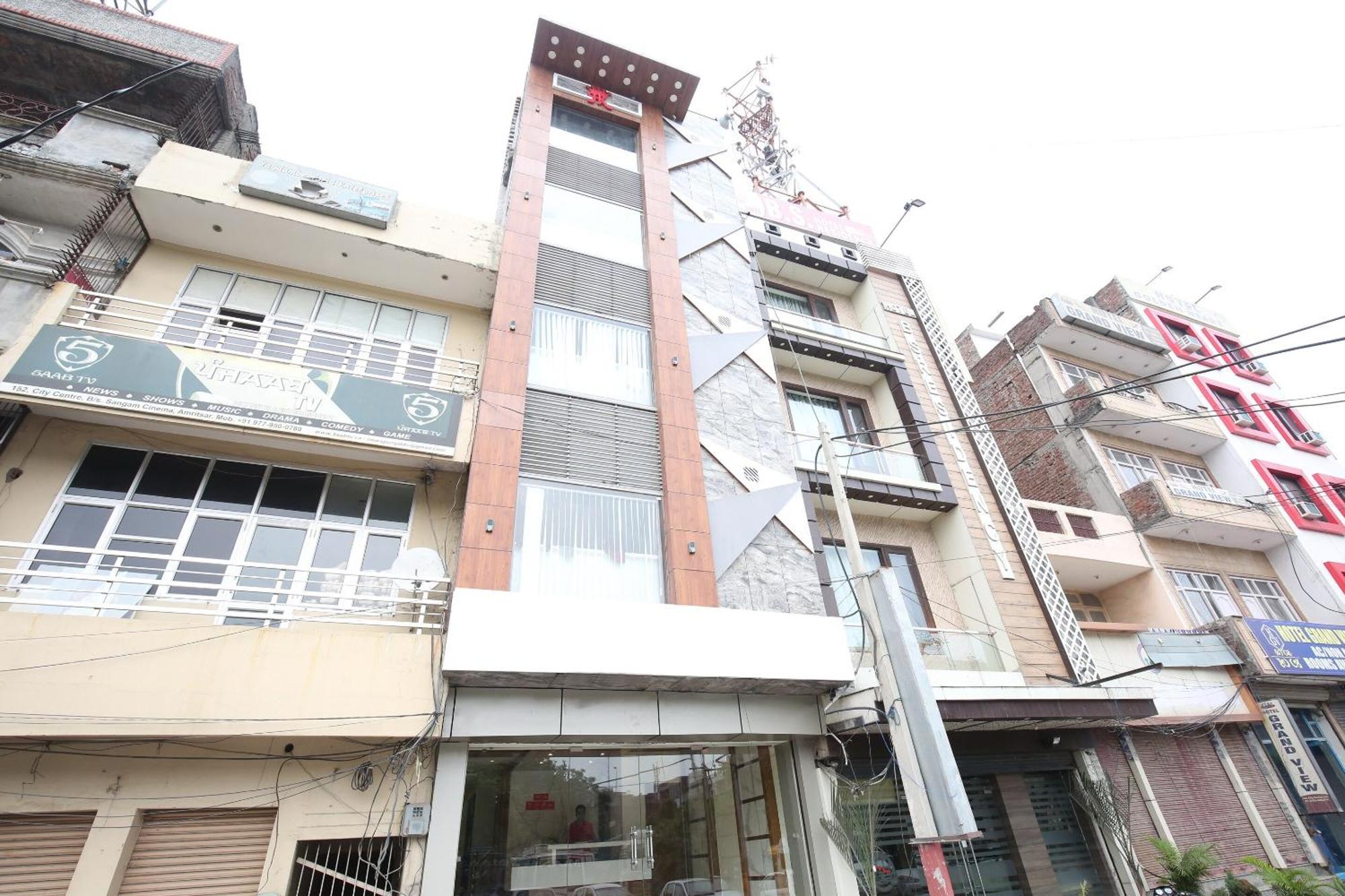Oyo 17307 Kings 3* Amritsar