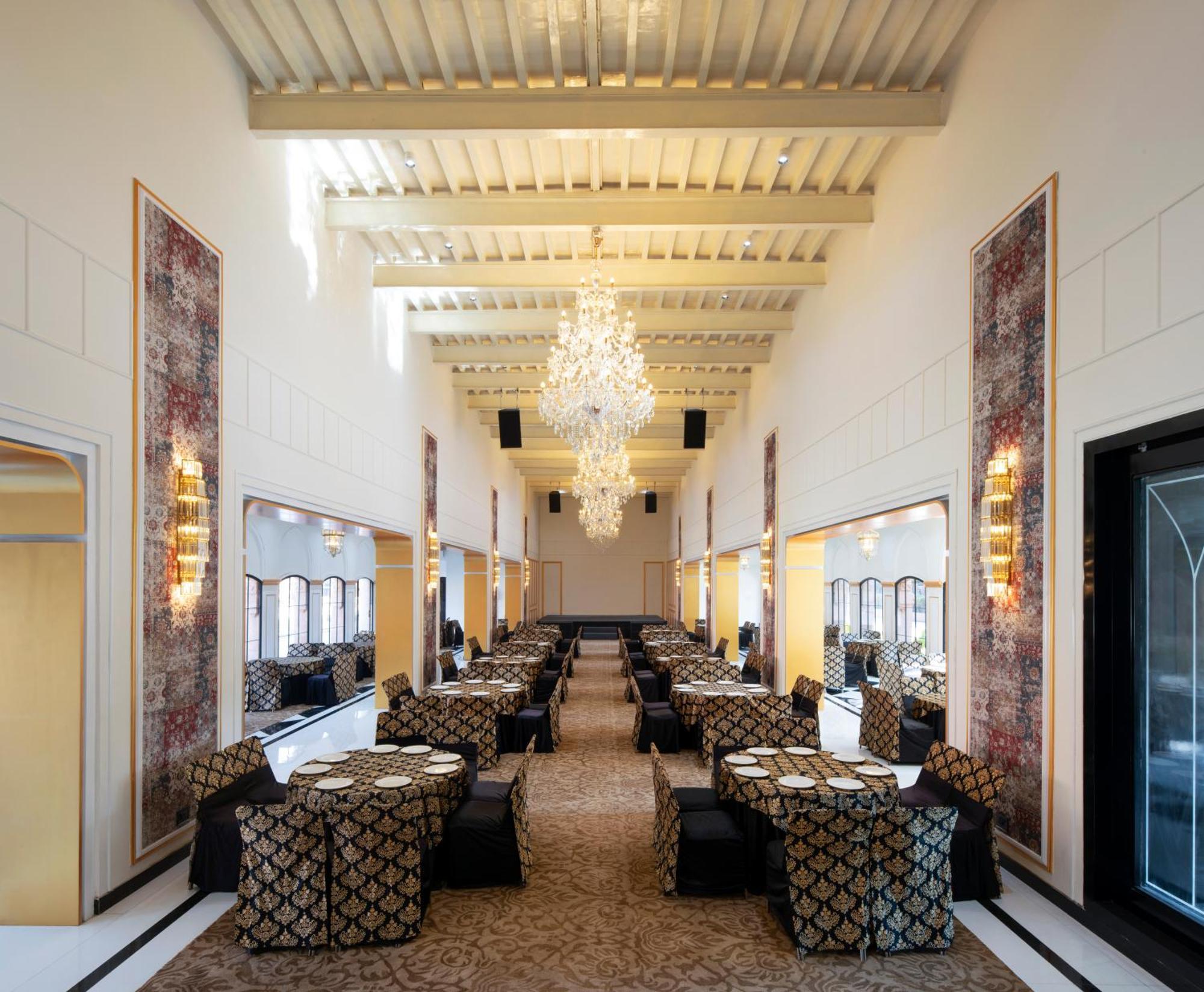 The Earth Amritsar, Trademark Collection By Wyndham 5*