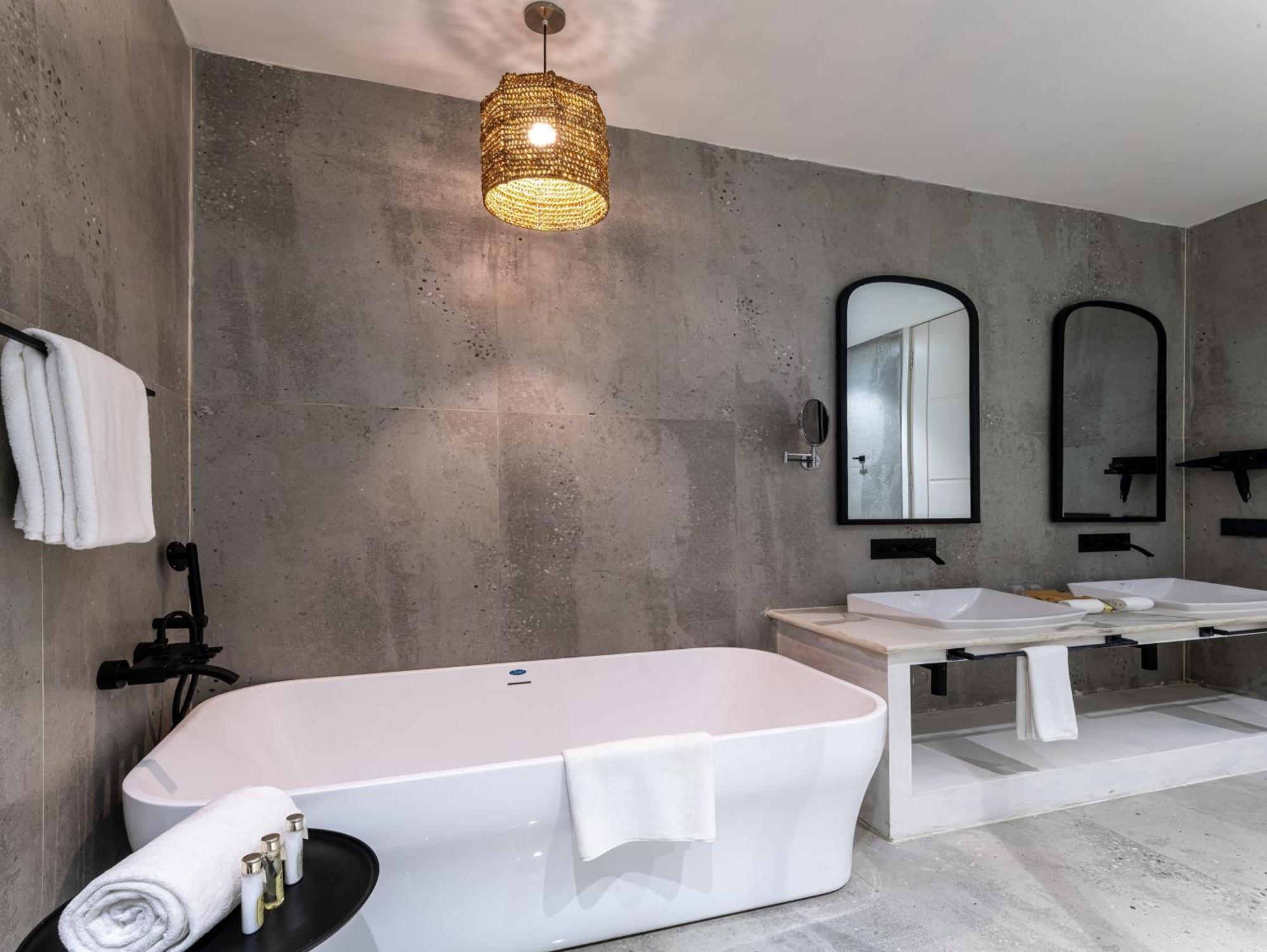The Earth Amritsar, Trademark Collection By Wyndham