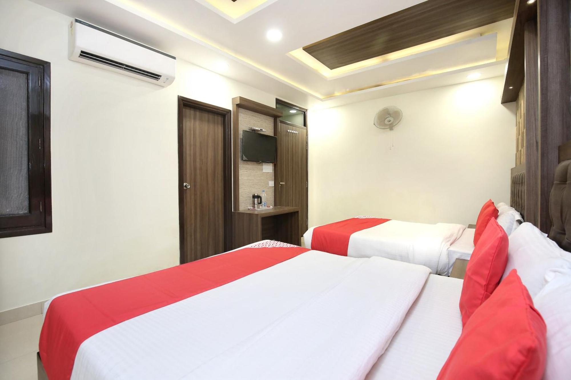 Oyo 17307 Kings Amritsar