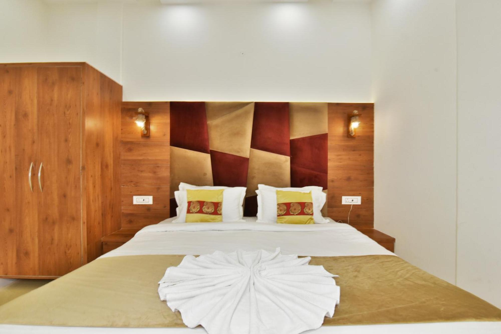 Hk Backpackers-luxury & Hostel *