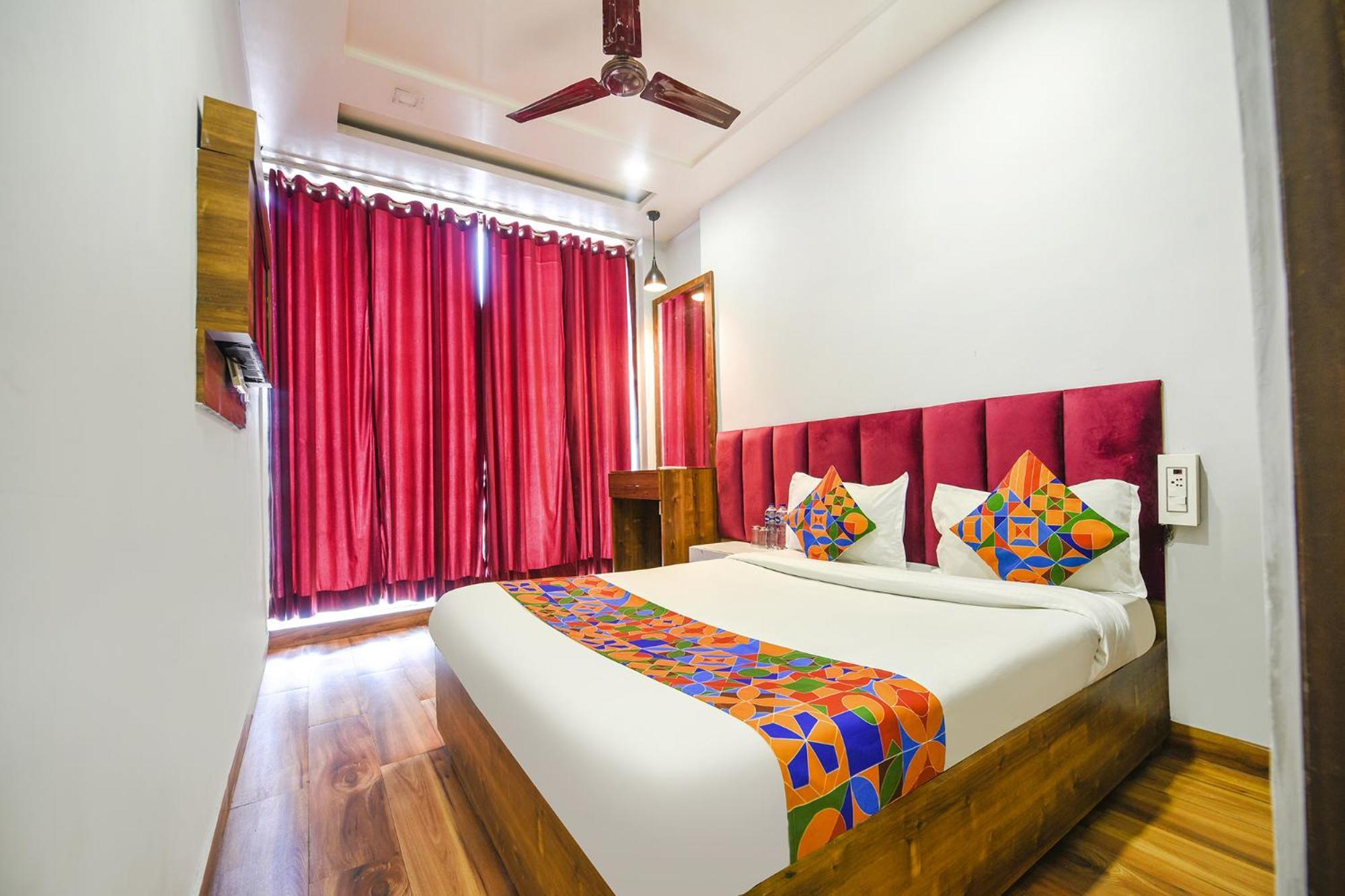 Fabexpress 56 Hotel