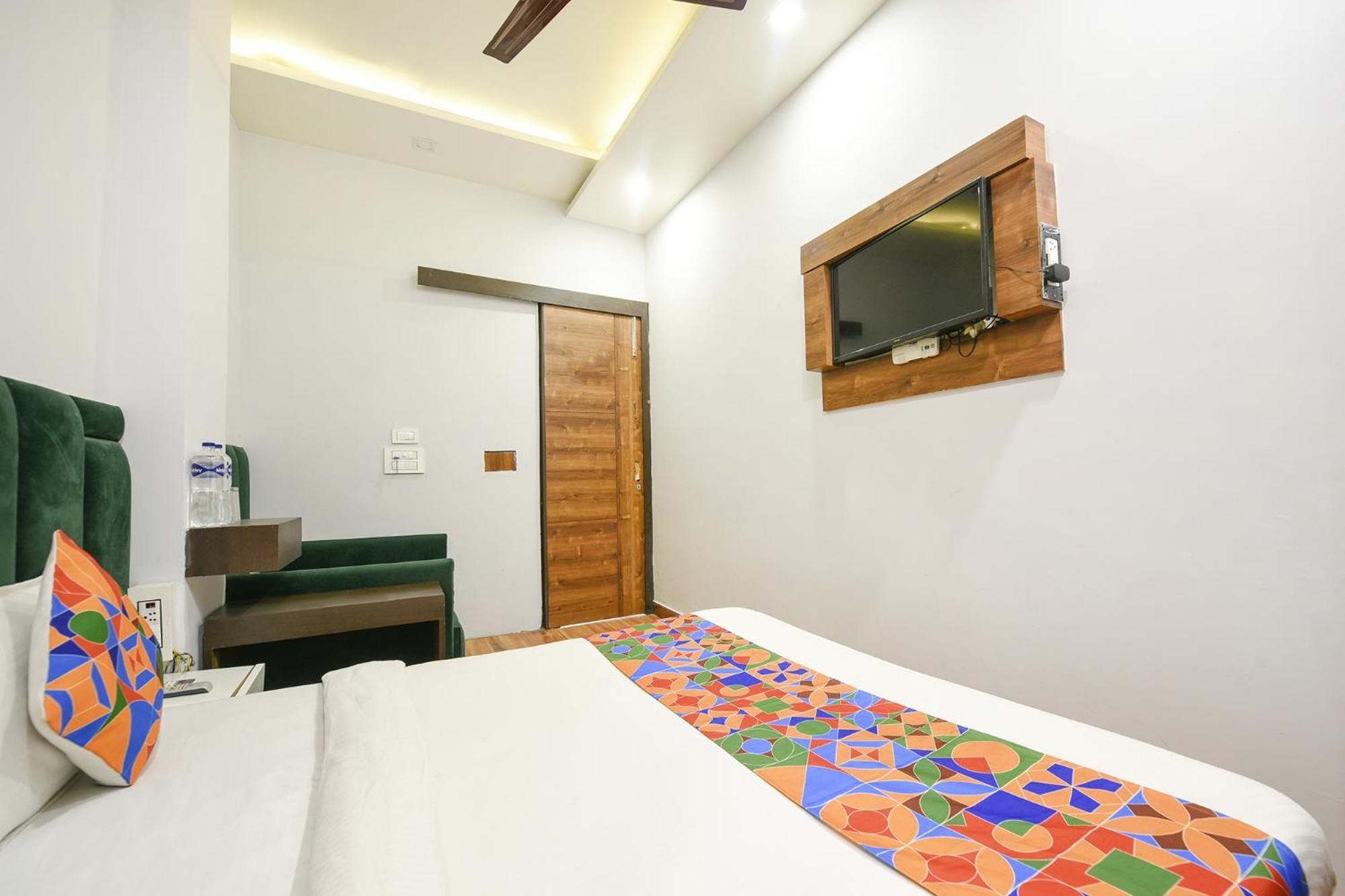 Fabexpress 56 Hotel 3*