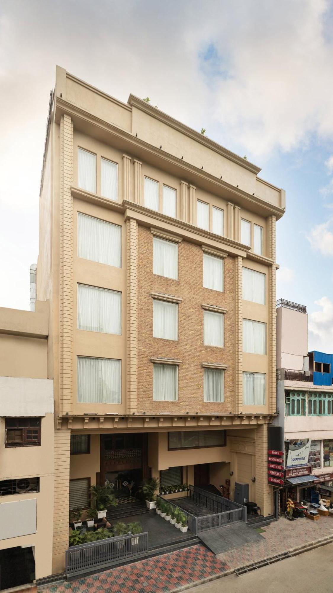 Hotel Country Hall Of Heritage, 4*