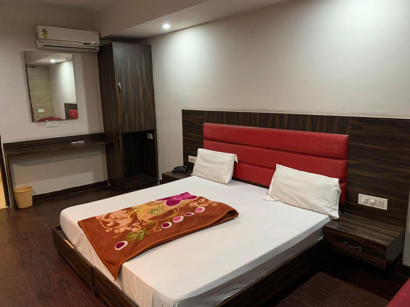 Hotel Sukhman Residency 3*
