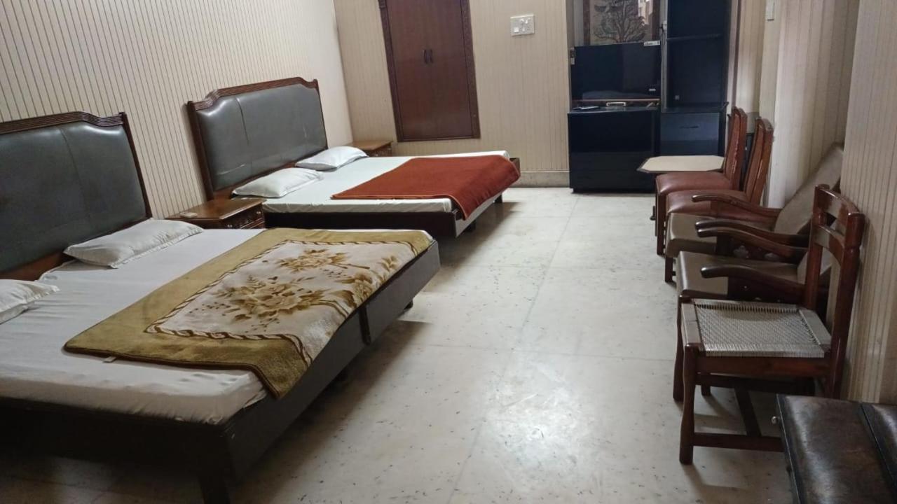 Tourist Hotel