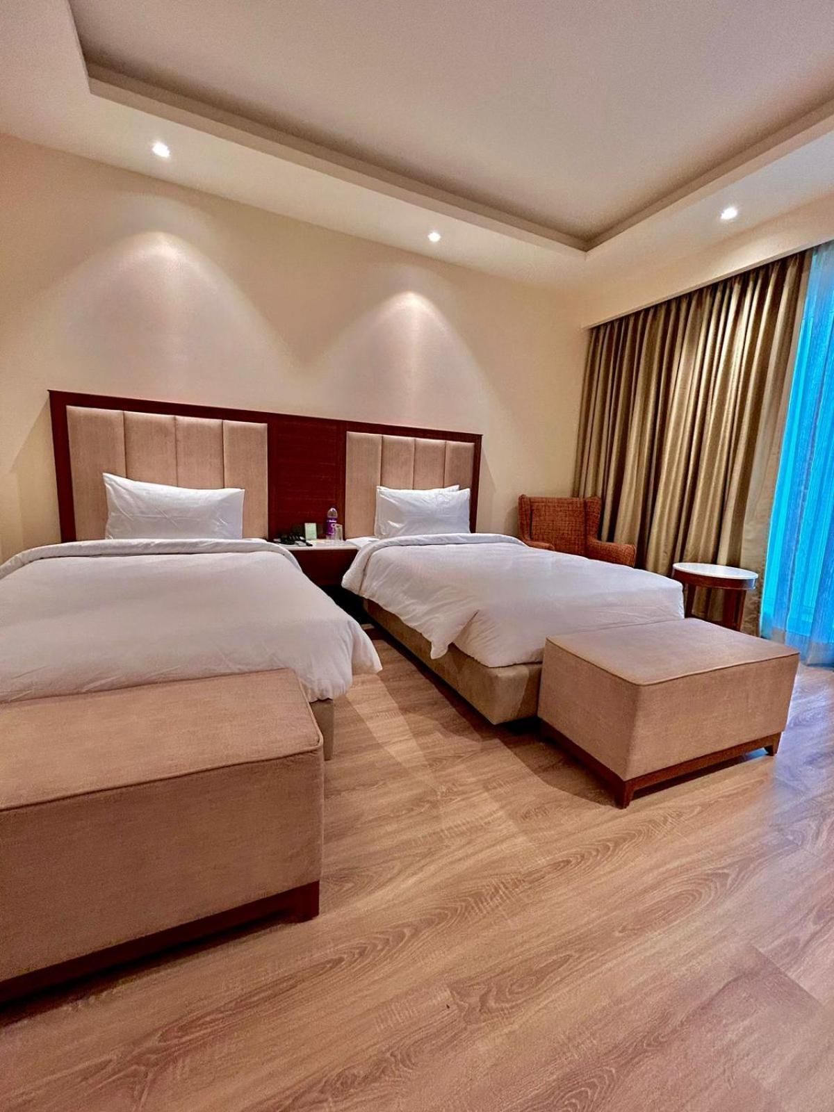 Hotel Western