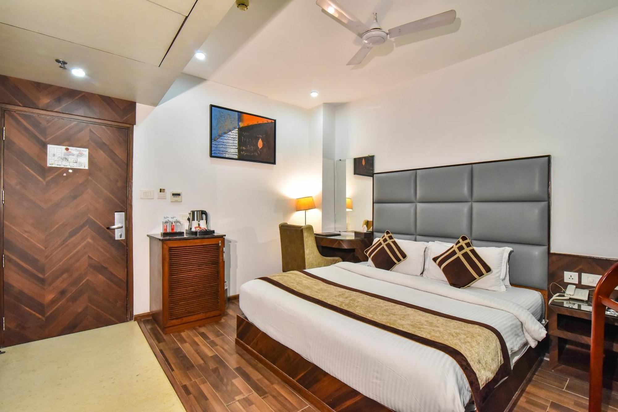 Sawera Grand Hotel 3*