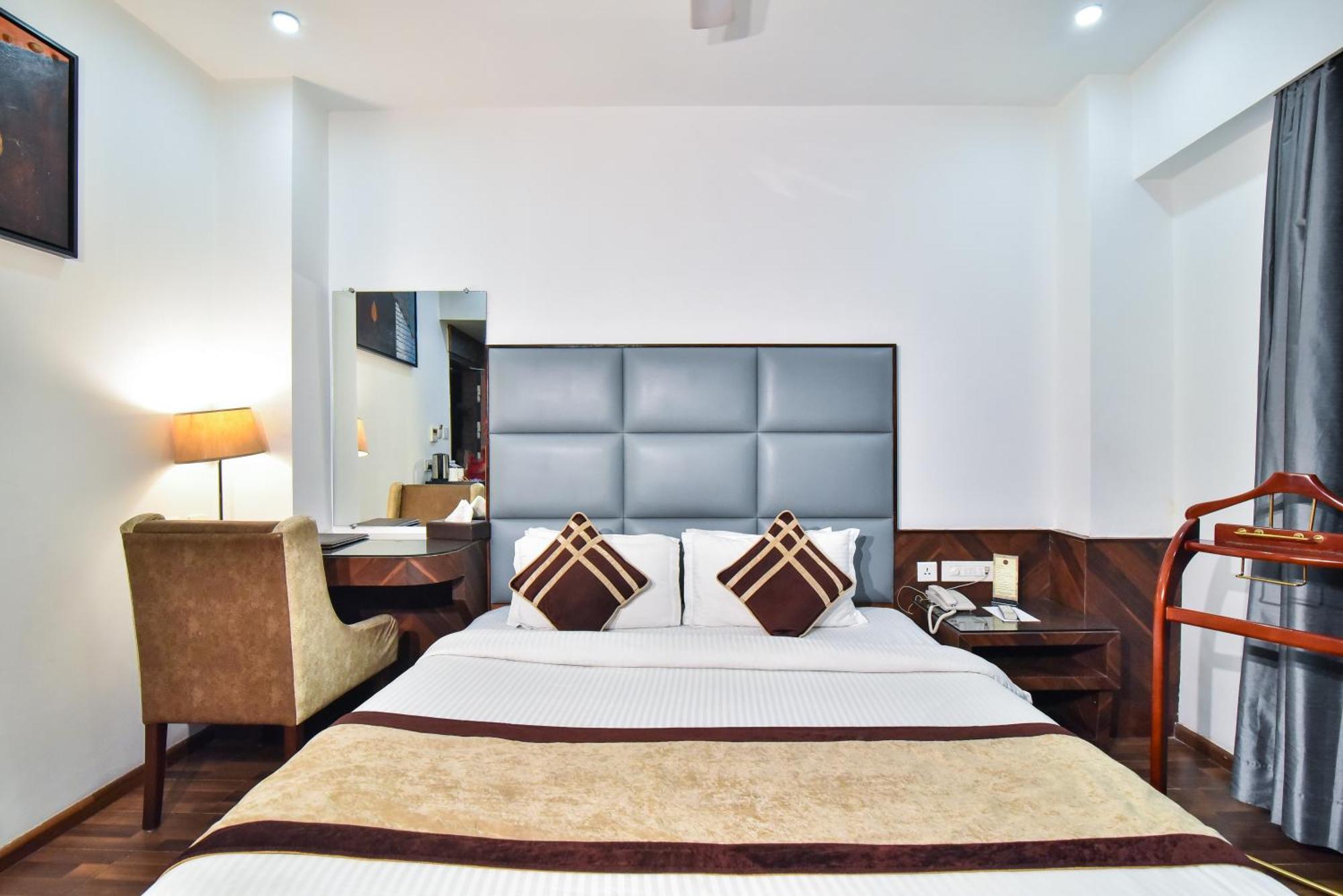 Hotel Sawera Grand Amritsar
