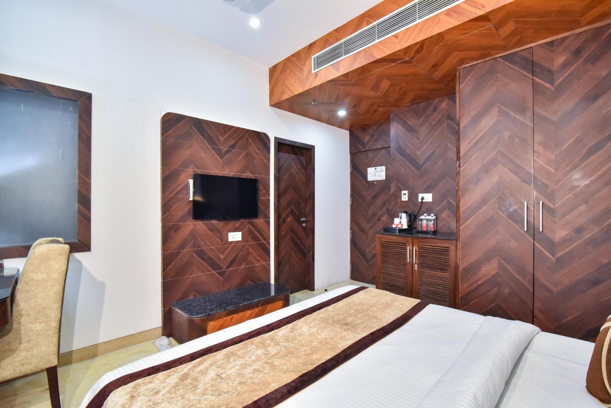 Hotel Sawera Grand