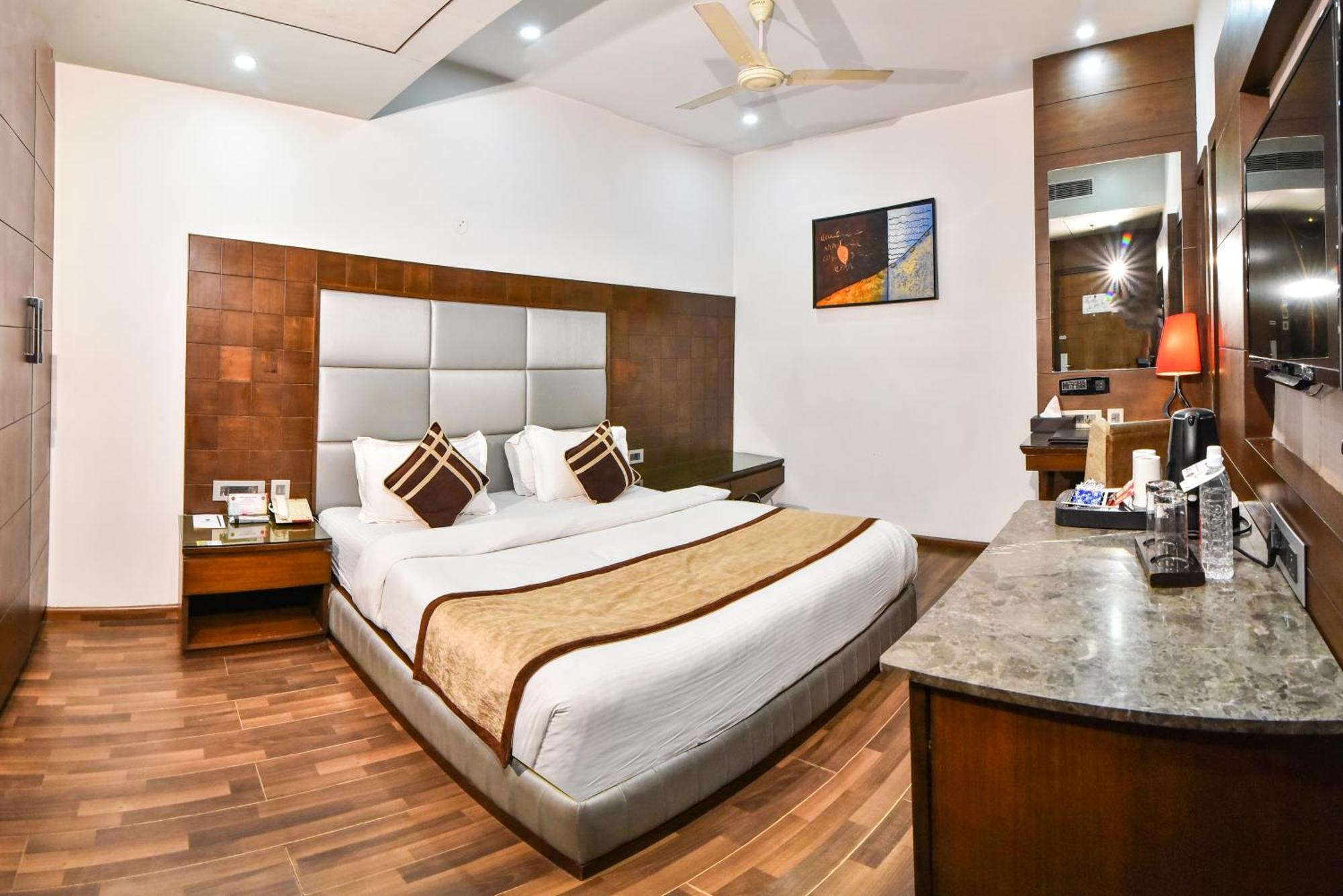 Sawera Grand 3*