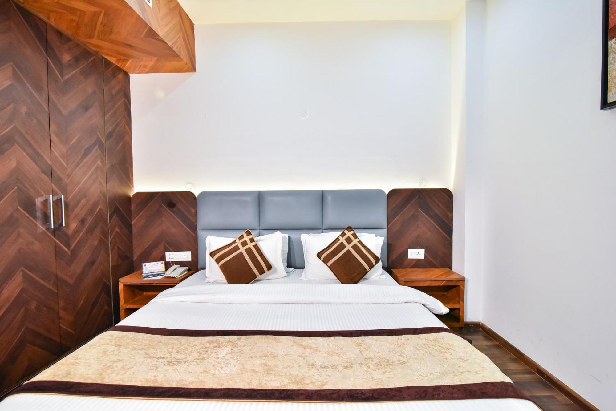 Sawera Grand