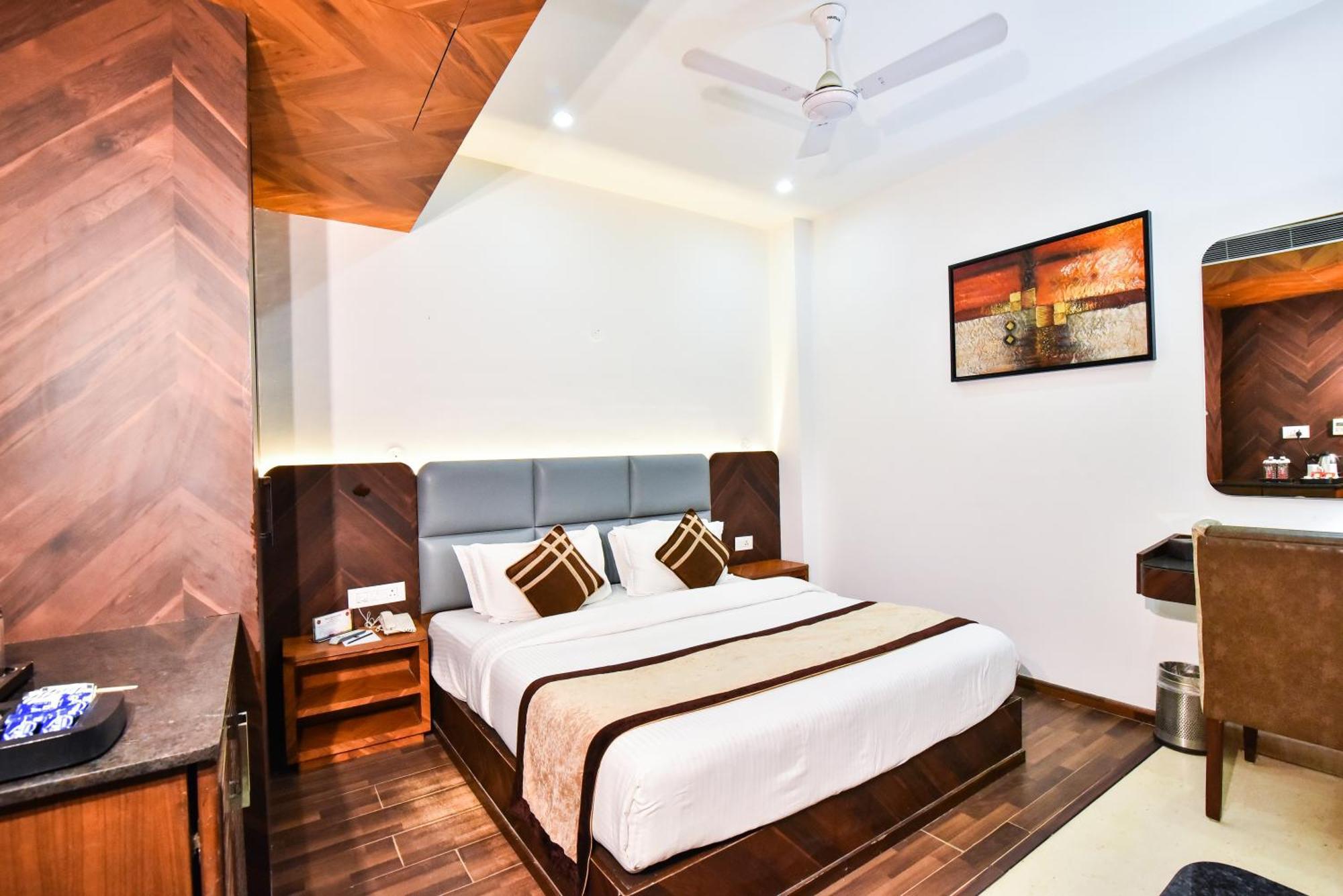 Sawera Grand Hotel 3*
