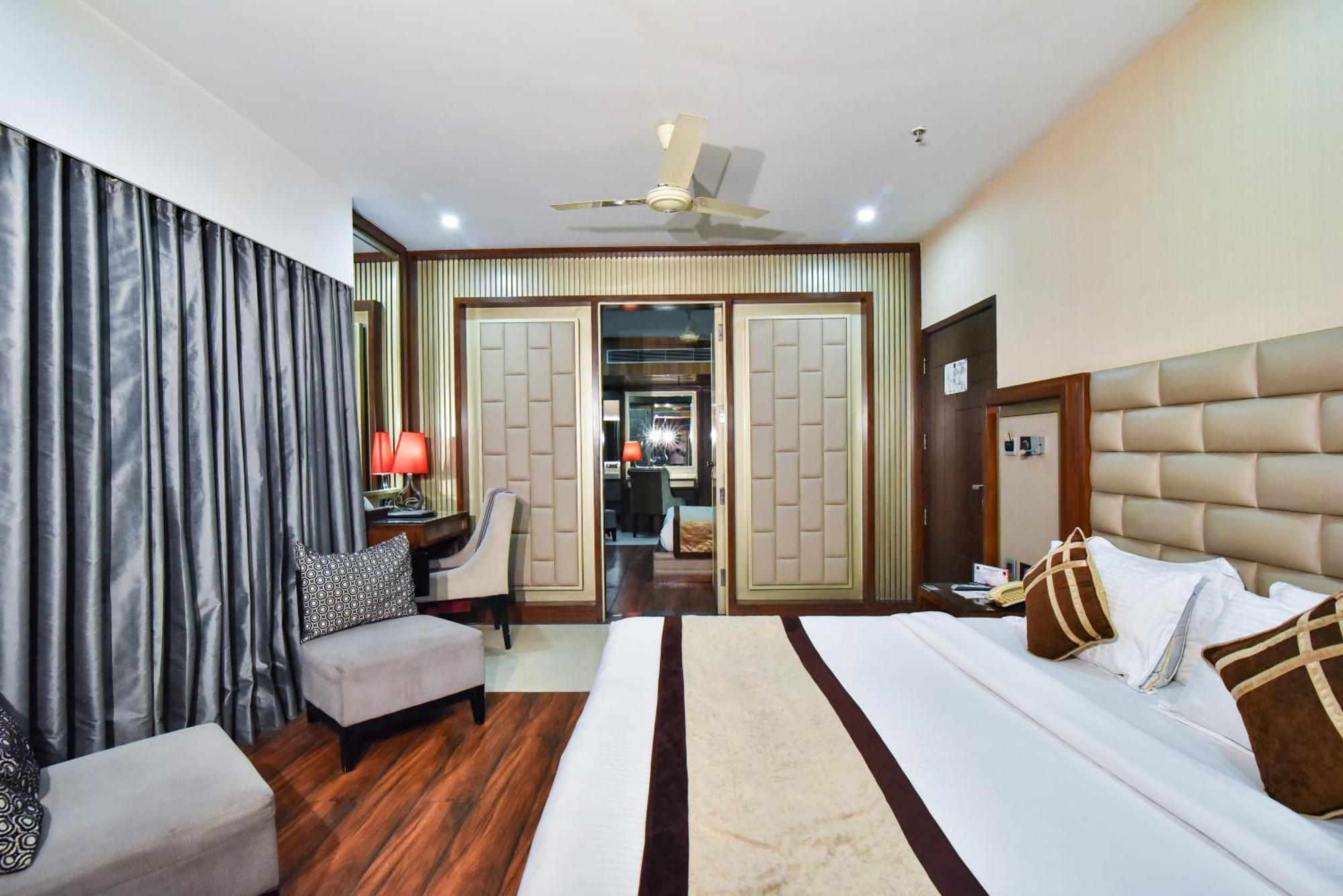 Sawera Grand Hotel
