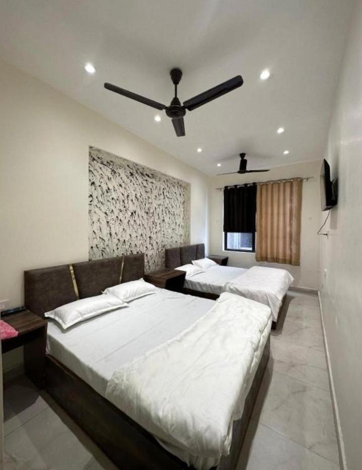 Crysta Guest house Amritsar