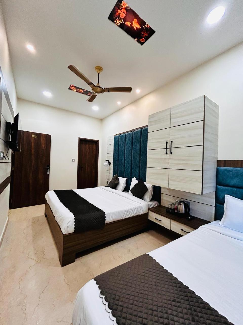 Hotel Monga Dream Residency - 5 Minutes Walk From Golden Temple