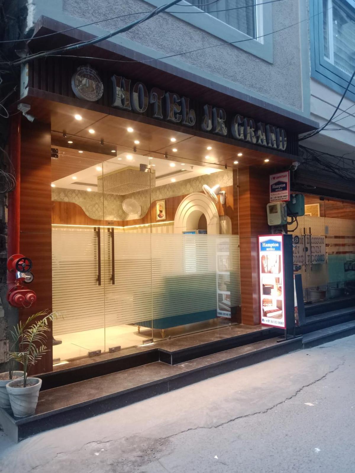 Jd Grand
