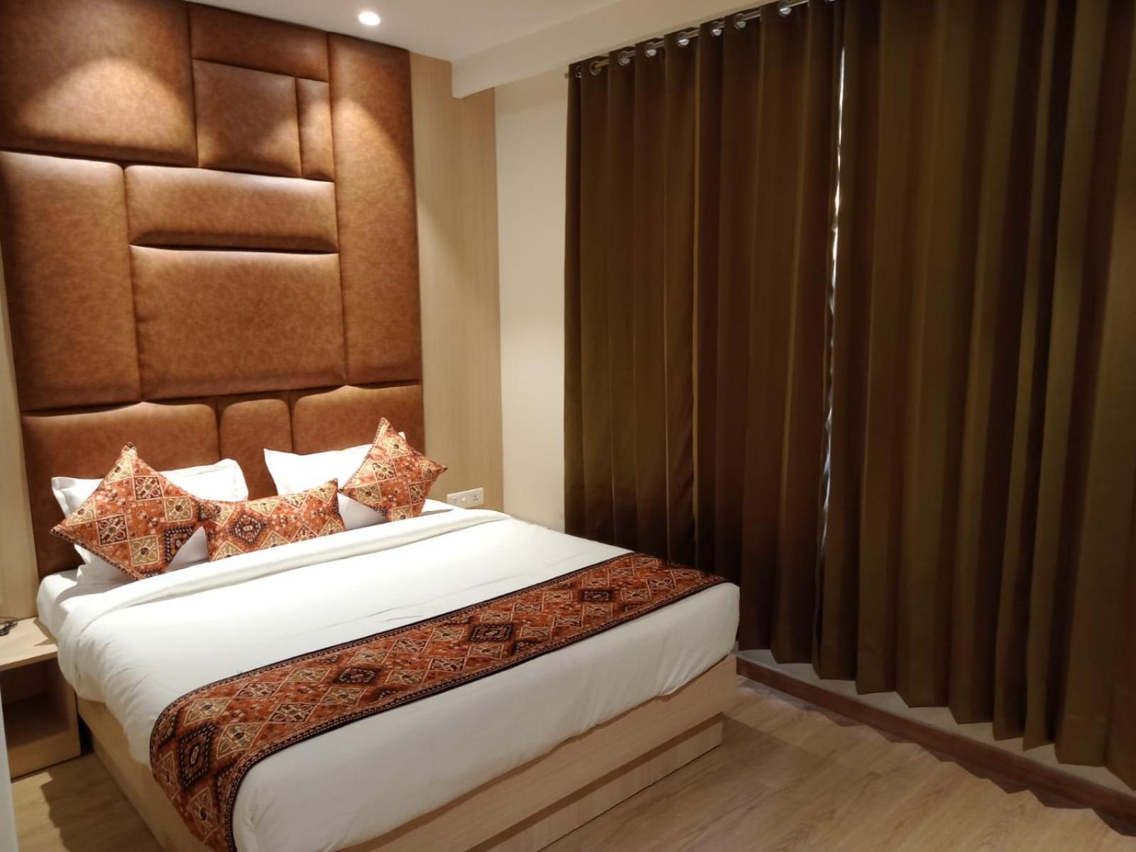 Jd Grand Hotel 3*
