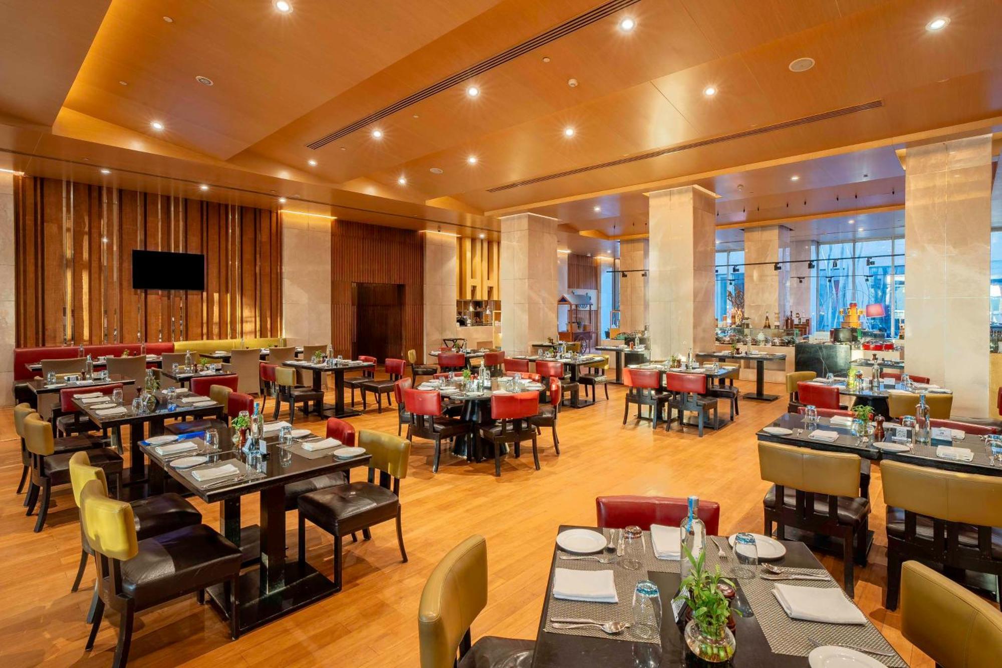 Radisson Blu 5*