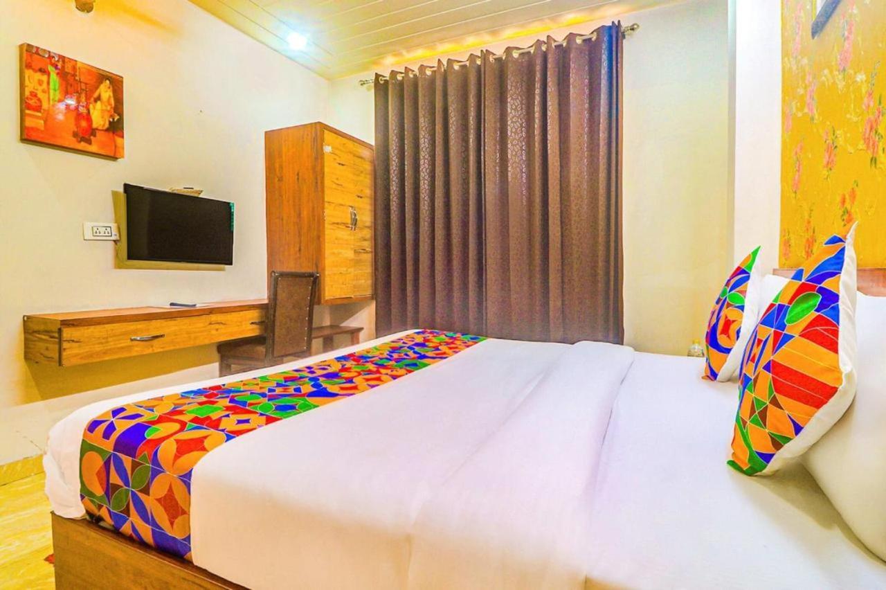 Hotel Rt Residency