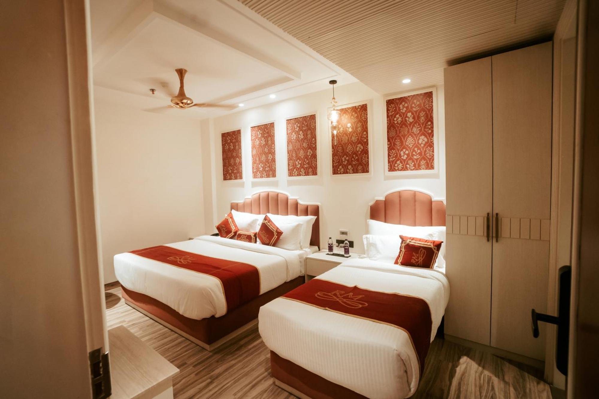Stamps Red Martin By Eight Continents - 70 Steps From Golden Temple Hotel 3*