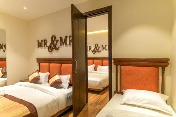 Hotel Stamps Golden Lagoon By Eight Continents - Opposite To Golden Temple Amritsar