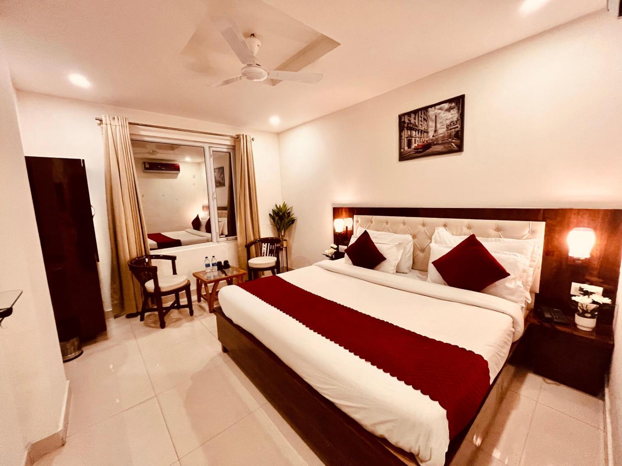 Hotel Golden Temple View - Rated & Awarded In 4*