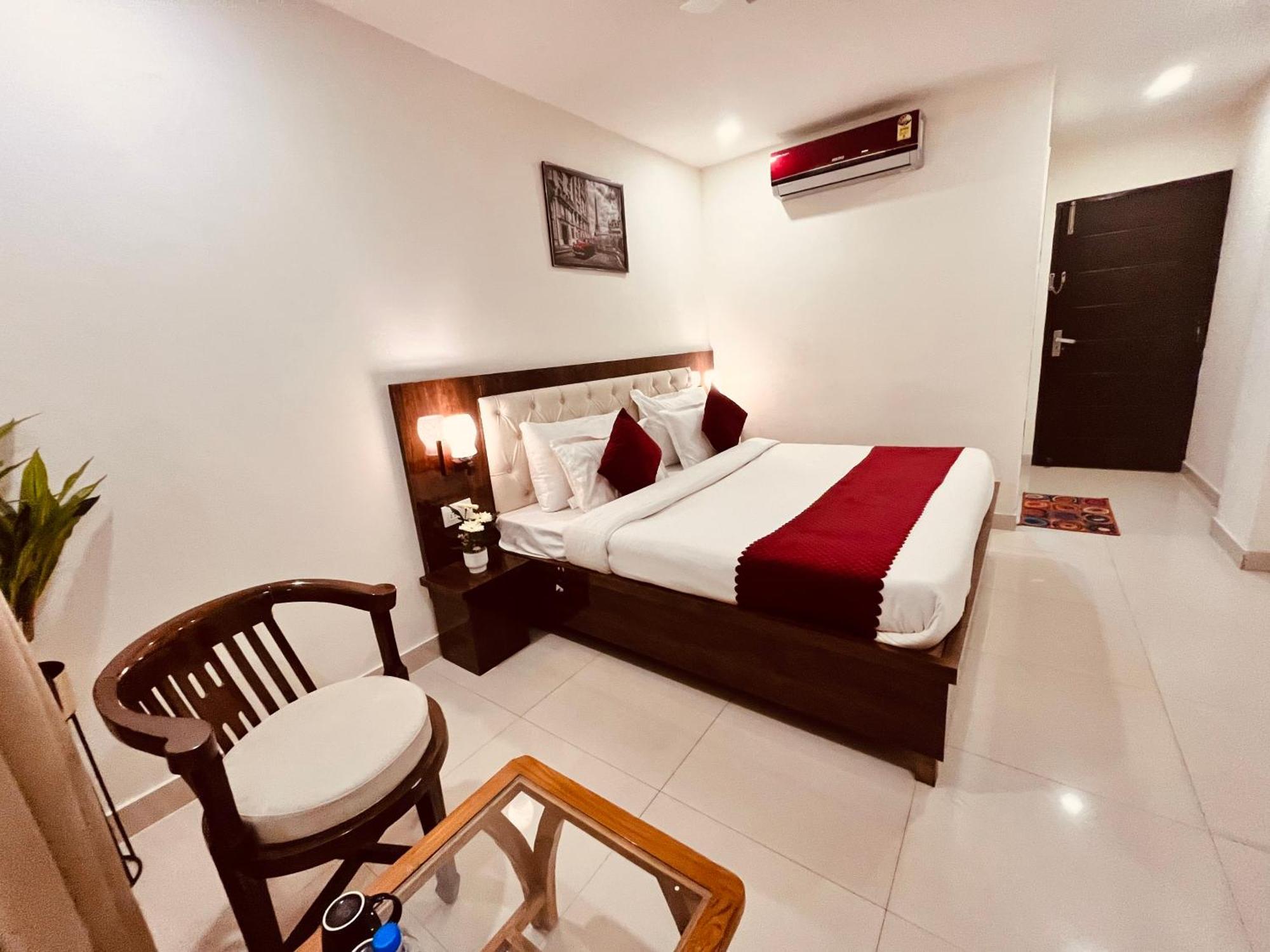 The Casa Grand - A Four Star Luxury In 4* Amritsar