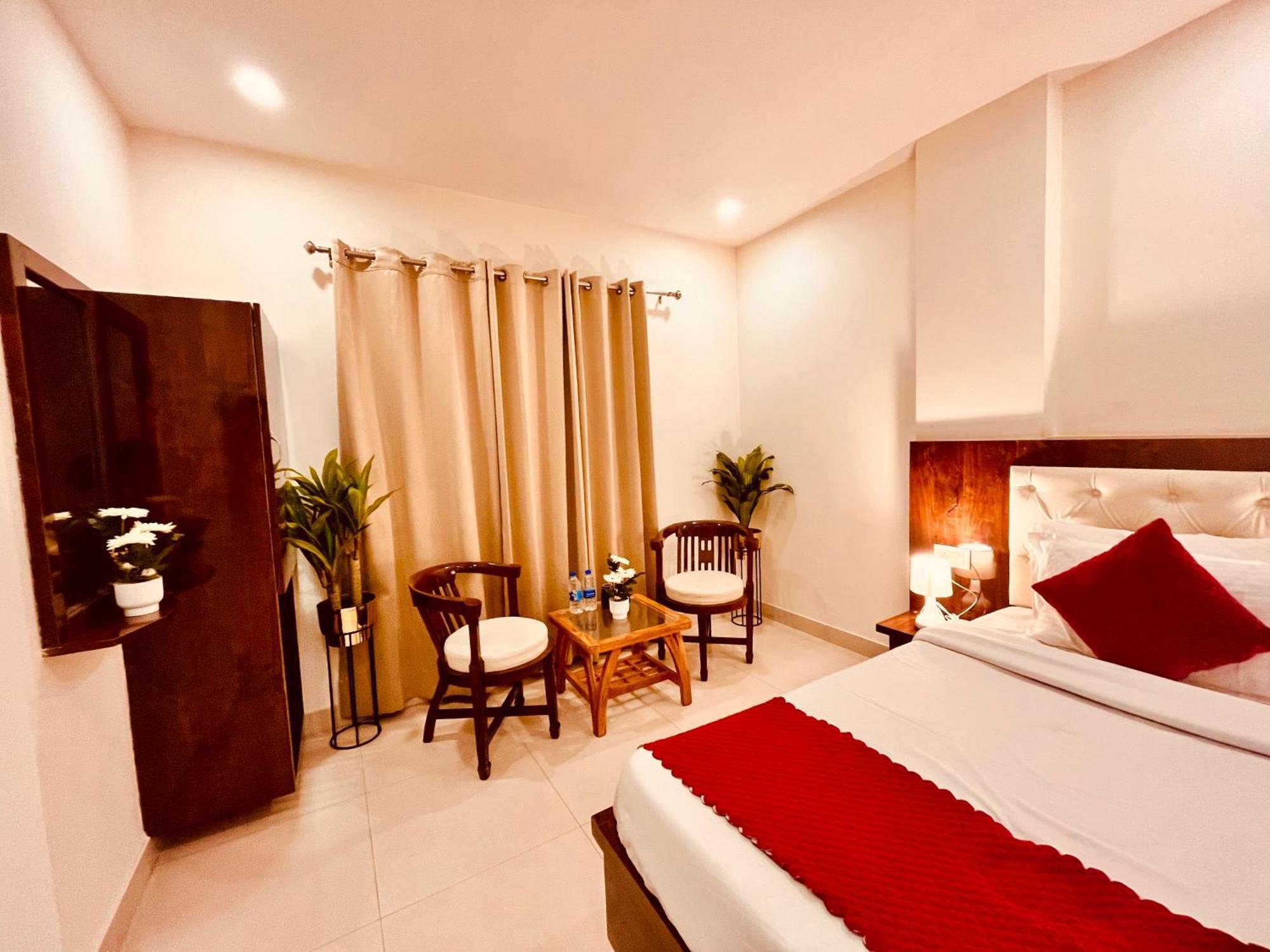 Hotel Golden Temple View - Rated & Awarded In 4*