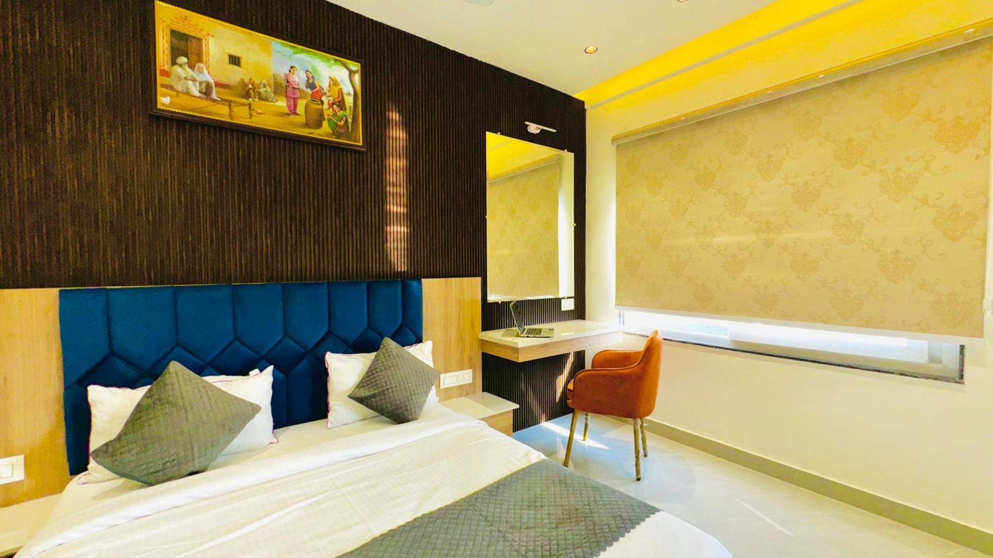 Guest house Amber Opp Golden Temple *