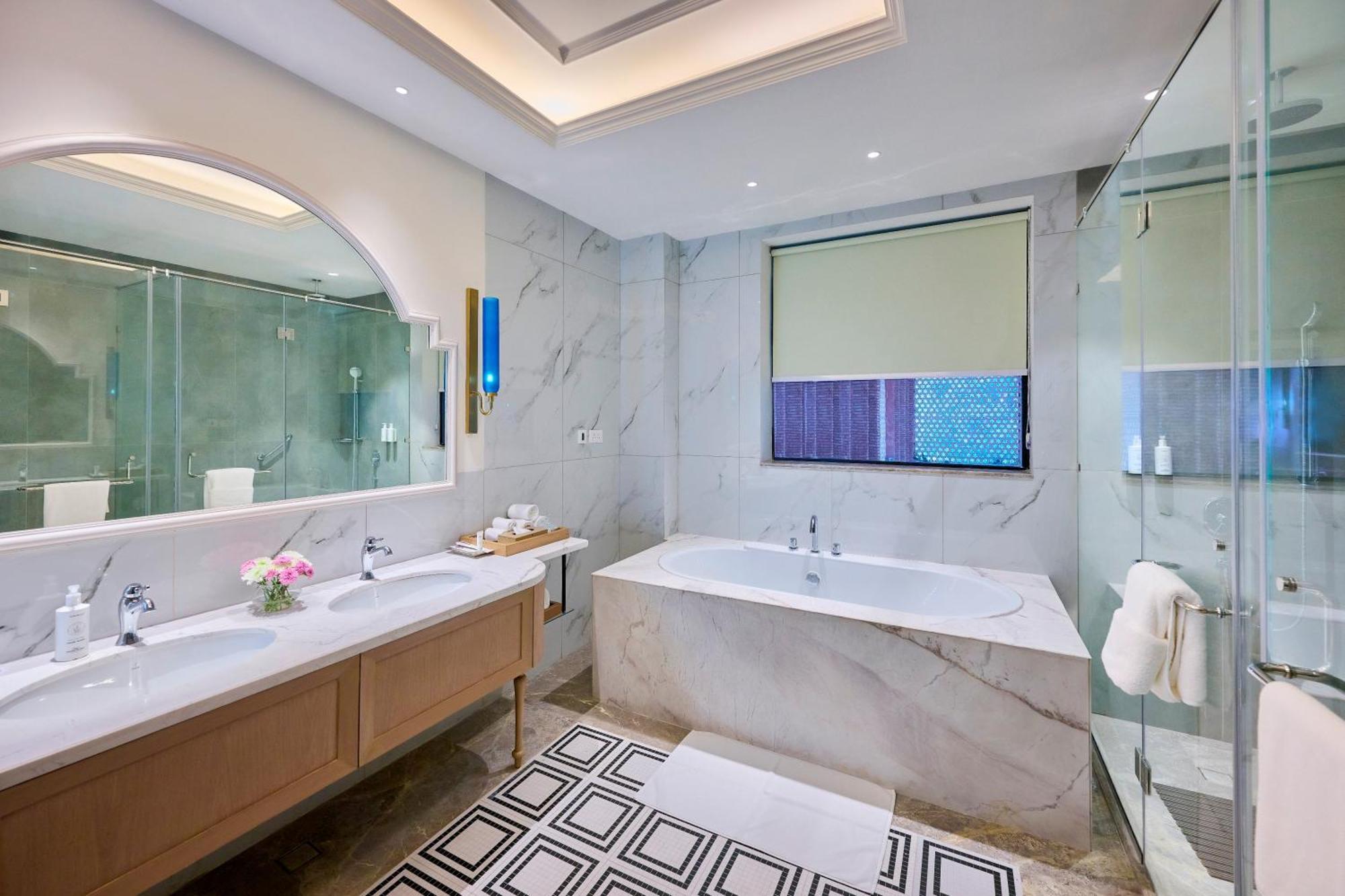 Sarovar Premiere Hotel Amritsar