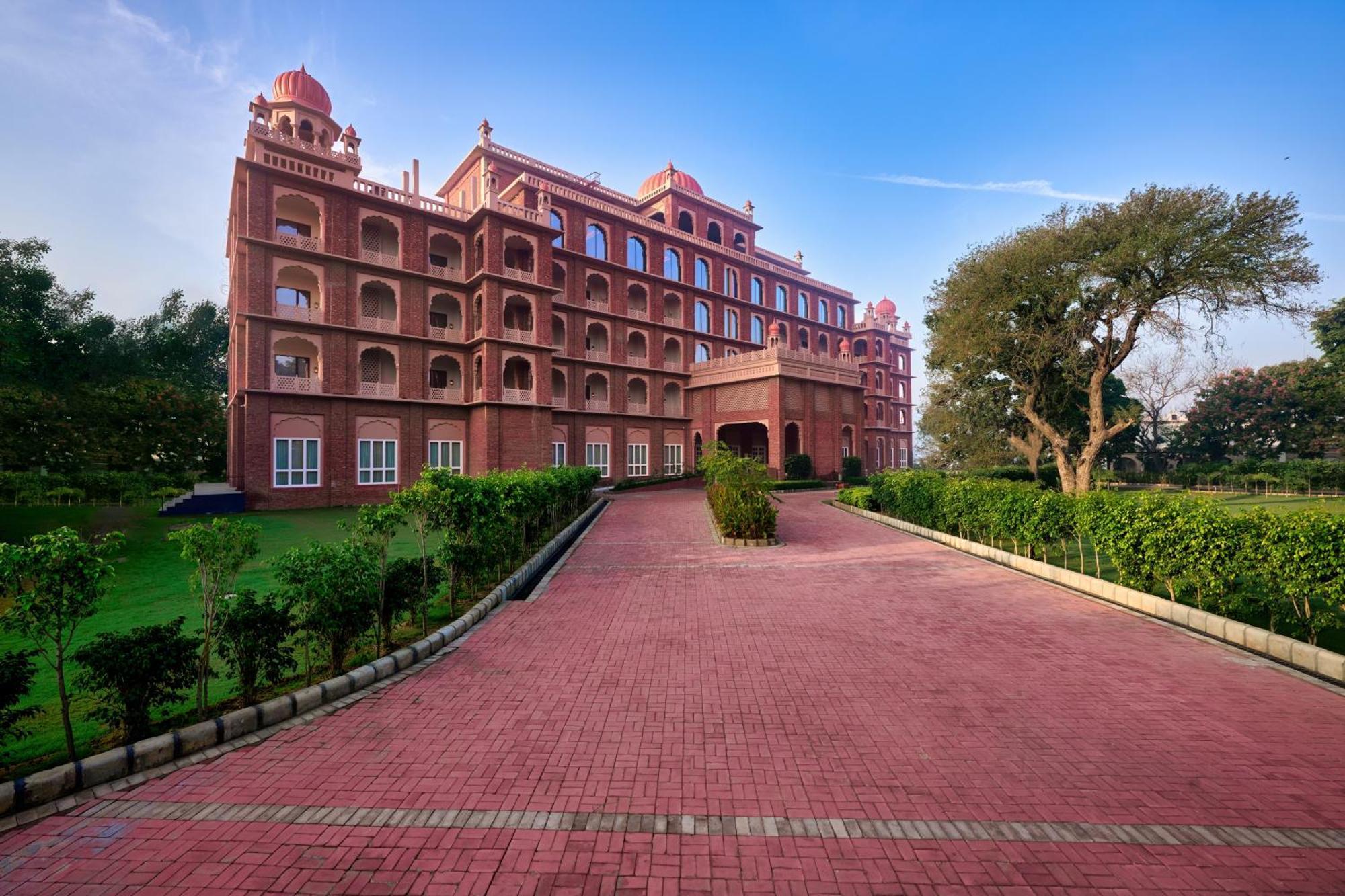 Sarovar Premiere Hotel Amritsar