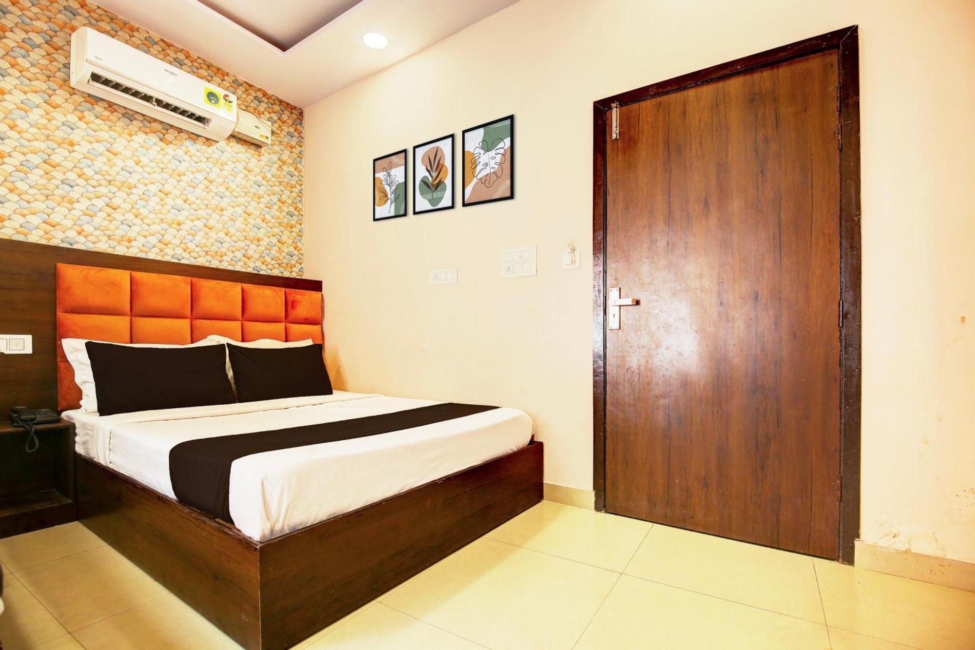 Hotel O Pink Residency Amritsar
