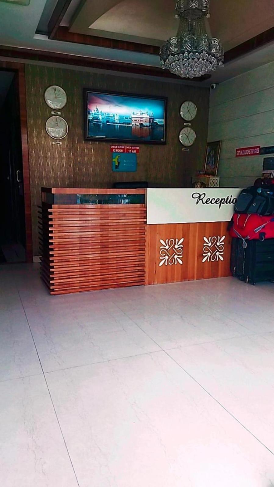 Royal Hotel