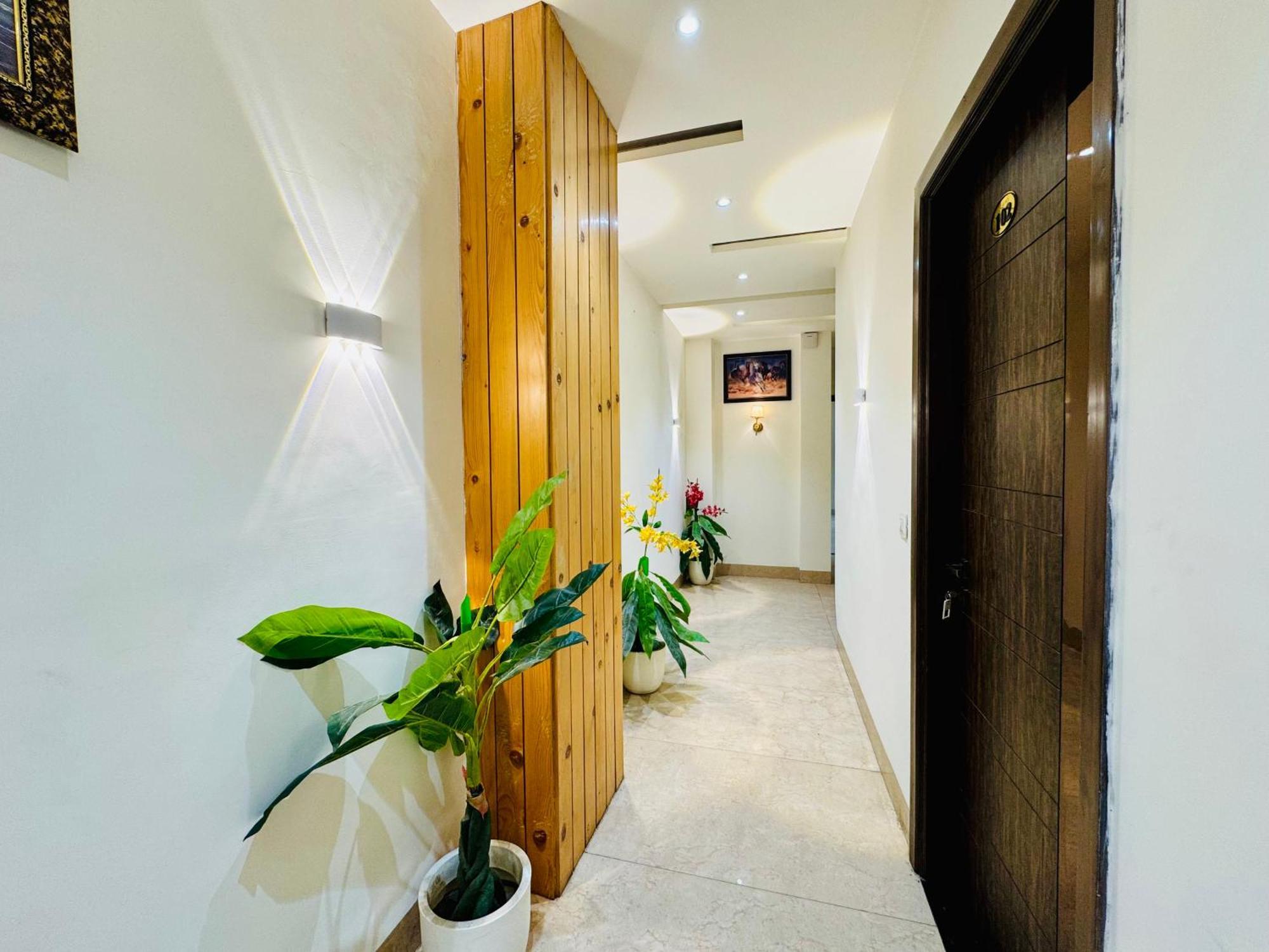 Sehdev Residency Hotel 3*